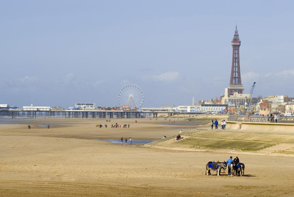 Chaplins Hotell Blackpool Eksteriør bilde